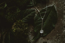 Load image into Gallery viewer, Long Line Broken Necklace