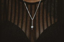 Load image into Gallery viewer, Long Line Broken Necklace