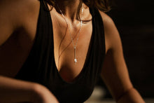 Load image into Gallery viewer, Long Line Broken Necklace
