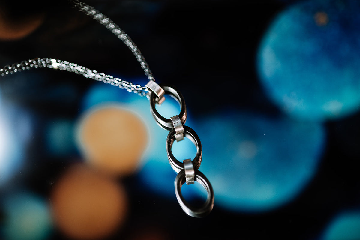 アクセサリー Llife CASCADE PENDANT NECKLACE Cascade Pendant - Blue fade | Necklaces / Pendants by Jenny