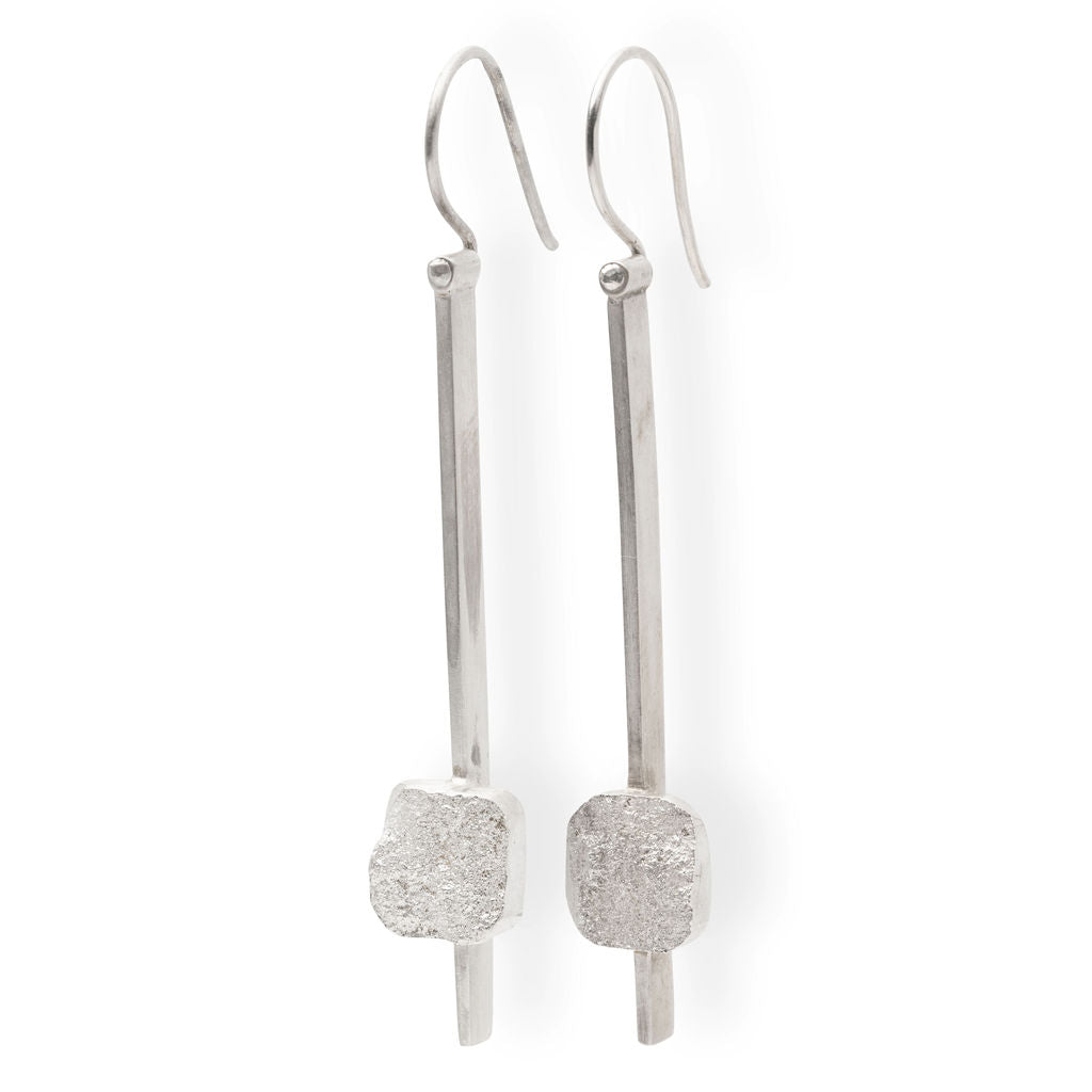 WHSLE Long Line Broken Earrings