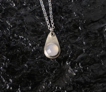 Load image into Gallery viewer, Chalcedony Necklace
